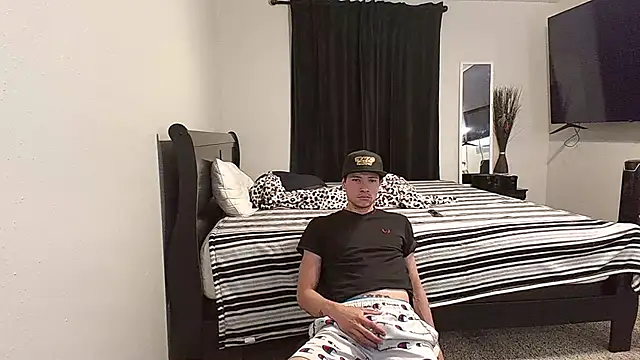 azzel19 online show from March 9, 1:04 am