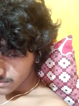 CosmicEmuu online show from January 31, 5:53 pm