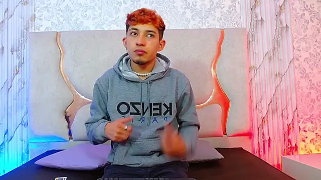 Axel tay online show from February 11, 12:32 pm