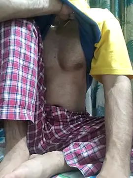 TOPMOON001 online show from March 25, 7:29 pm