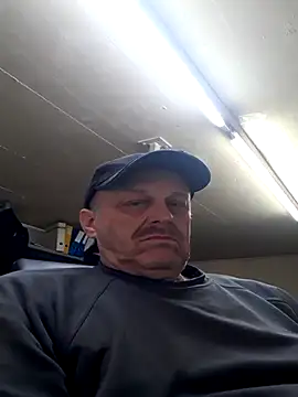 Schwach041967 online show from April 22, 4:12 pm