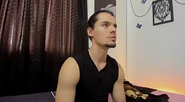 maxi styles online show from March 18, 8:59 pm