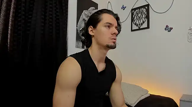 maxi styles online show from February 9, 6:16 pm