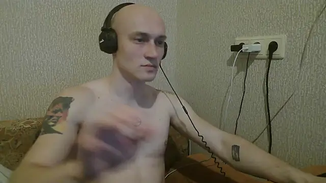 Snapshot of johnny_positive chatting on January 16, 3:24 pm johnny positive online show from January 16, 3:24 pm