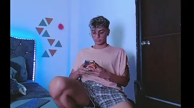 andrew willyams online show from January 10, 4:51 pm