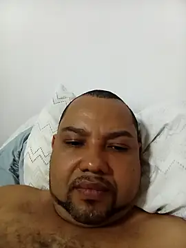 Marcio2235 online show from November 17, 10:35 pm