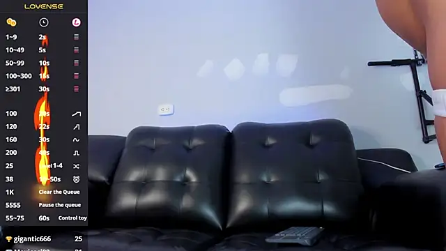 Snapshot of Dawn16_ chatting on March 7, 4:02 am Dawn16 online show from March 7, 4:02 am