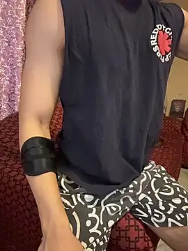hot hunk boy online show from May 29, 5:34 pm