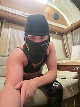 yuyu250strokee online show from April 15, 1:38 am