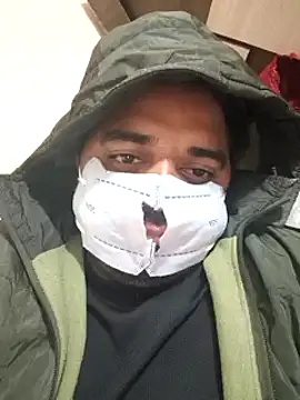 Snapshot of Raziv_komal143 chatting on January 18, 2:23 pm Raziv komal143 online show from January 18, 2:23 pm