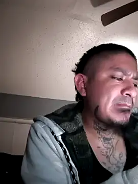 Snapshot of Burrrucecold00 chatting on February 25, 10:15 am Burrrucecold00 online show from February 25, 10:15 am