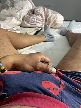 atesliskc online show from February 6, 6:02 pm