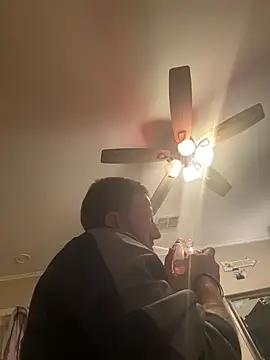 biggzee6 online show from February 16, 5:00 pm