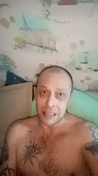 Snapshot of MaxDevilWhite chatting on March 19, 3:30 am MaxDevilWhite online show from March 19, 3:30 am