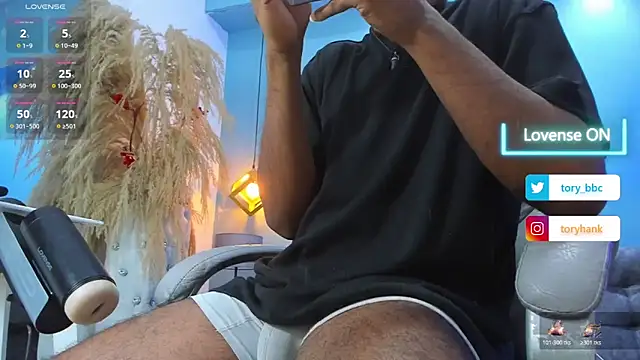 xxxhotbbc online show from December 4, 8:27 pm