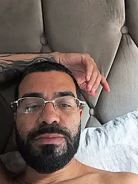 Jeffersonsilva2025 online show from July 7, 4:22 pm