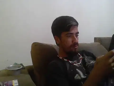Snapshot of thallespessoa chatting on October 14, 11:23 pm thallespessoa online show from October 14, 11:23 pm