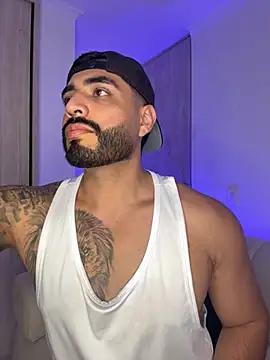 LeandroRusso online show from October 9, 2:49 am