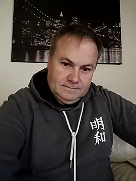 Pourleplasirs online show from November 24, 9:38 pm