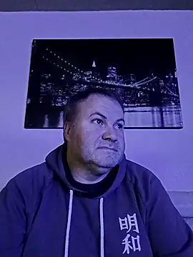 Pourleplasirs online show from December 20, 11:34 pm