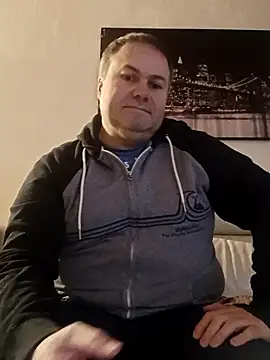 Pourleplasirs online show from February 15, 10:22 pm