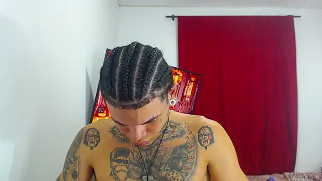 hot man05 online show from October 25, 10:33 pm