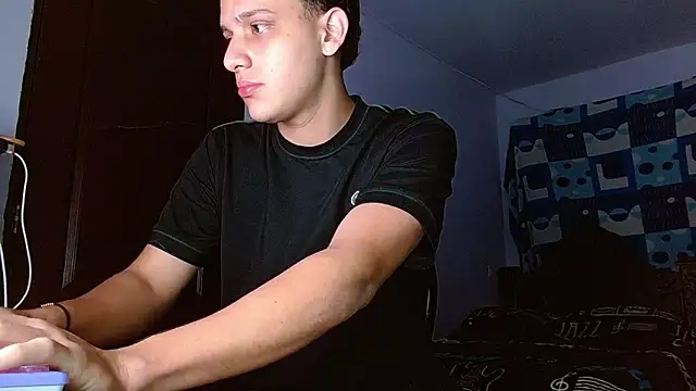 Thomas May4rs online show from November 20, 9:41 am