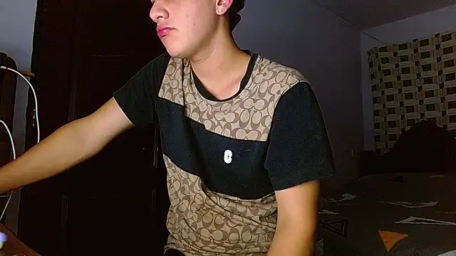 Thomas May4rs online show from November 15, 7:32 am