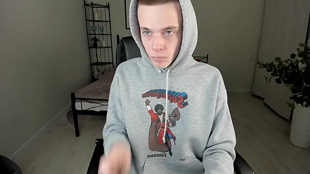 Chris  Brown online show from February 21, 12:50 pm