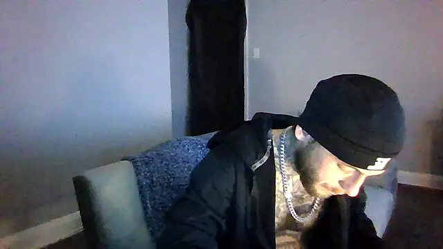 cruz815 online show from January 6, 2:26 am