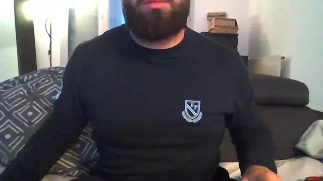 Snapshot of Zer_oki chatting on September 28, 5:22 pm Zer oki online show from September 28, 5:22 pm