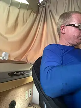 ClimbedCaelum online show from April 3, 8:05 pm