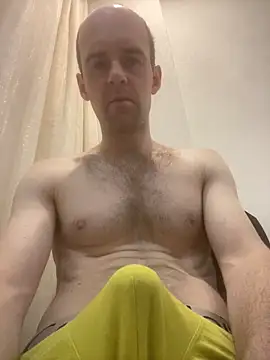 LynnAhNight online show from November 13, 3:33 am