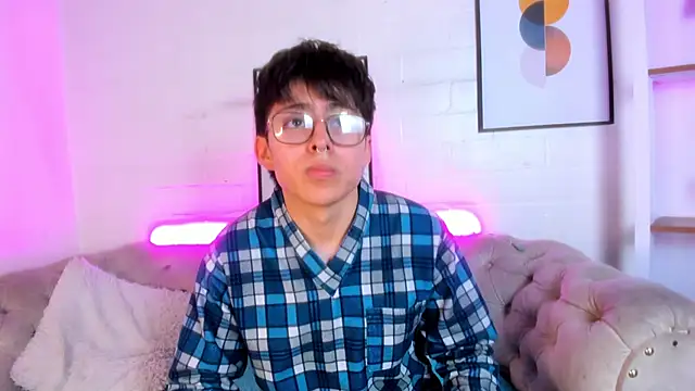 PepperTwink online show from March 14, 1:13 pm