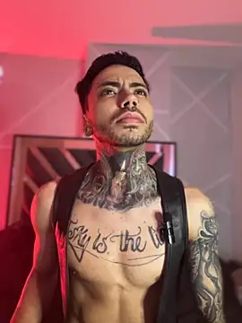 Walker Thomas1 online show from December 14, 2:13 pm