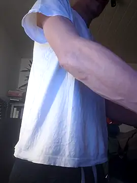 leinadanal online show from February 4, 11:38 pm