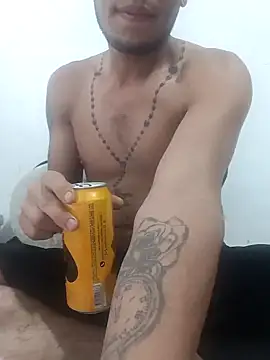 Snapshot of baby-buu chatting on February 21, 10:59 pm baby-buu online show from February 21, 10:59 pm