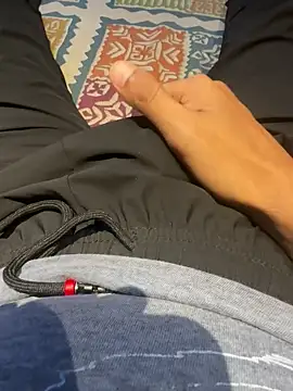 man16101 online show from November 17, 8:28 am