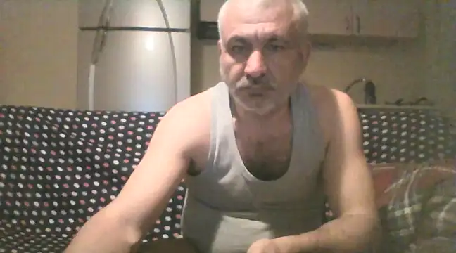 Snapshot of murat7888 chatting on February 25, 6:31 pm murat7888 online show from February 25, 6:31 pm