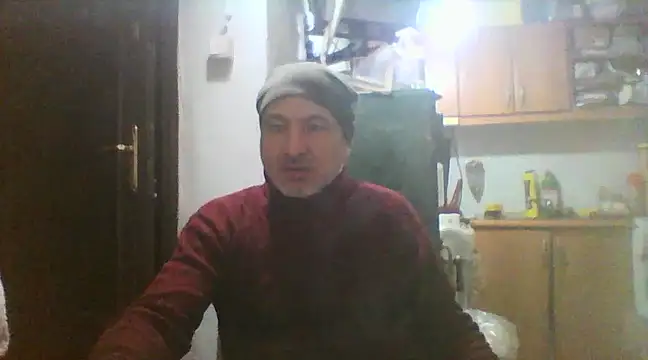 Snapshot of murat7888 chatting on February 24, 6:16 am murat7888 online show from February 24, 6:16 am