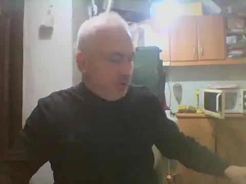 Snapshot of murat7888 chatting on March 6, 5:57 am murat7888 online show from March 6, 5:57 am
