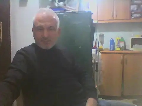 Snapshot of murat7888 chatting on March 6, 4:07 pm murat7888 online show from March 6, 4:07 pm