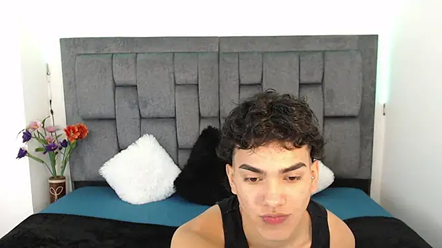 Ben Darkdesiree online show from February 18, 1:55 pm