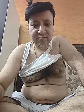 innocentboy1987 online show from June 16, 4:42 pm