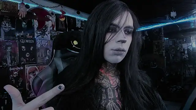Snapshot of rotten_dreams chatting on October 9, 11:09 pm rotten dreams online show from October 9, 11:09 pm