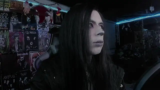 Snapshot of rotten_dreams chatting on October 14, 11:12 pm rotten dreams online show from October 14, 11:12 pm