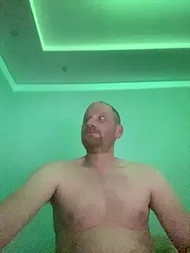 Krzysiekg123 online show from February 20, 10:55 pm