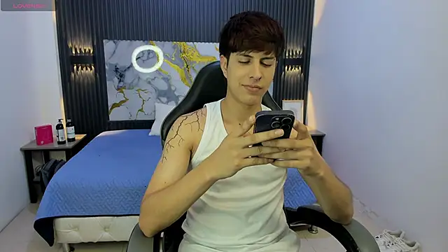 Estiv18  online show from February 27, 4:35 am