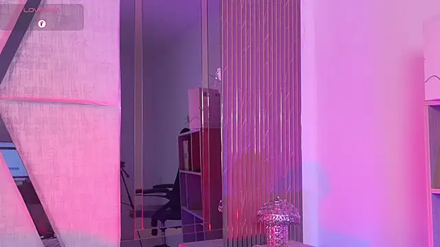 JacobRoberts1 online show from December 16, 9:11 pm