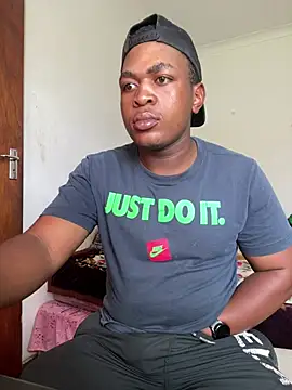 bosszonke123 online show from April 1, 12:29 pm